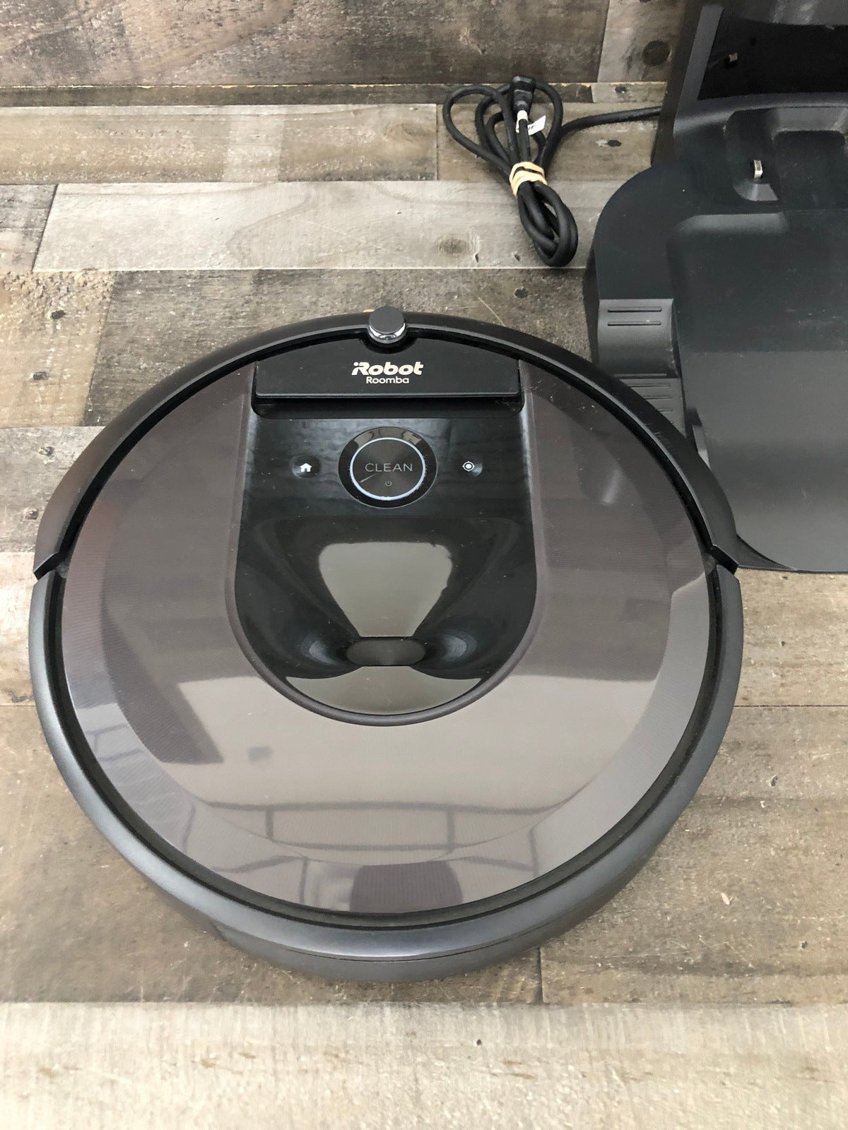 iRobot Roomba i7+ 7550 Robot Vacuum with Automatic Dirt Disposal - Empties Itself for up to 60 Days, Wi-Fi Connected, Smart Mapping, Works with Alexa, Ideal for Pet Hair, Carpets, Hard Floors